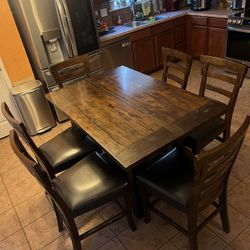 Dining Table- 6 seater