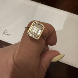 Moissanite bezel set engagement ring sz 8