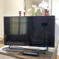 30 In Used Element Tv