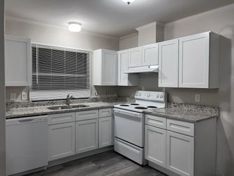 Wood cabinets for kitchens and bathrooms