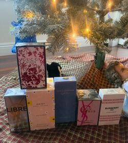 🚨Christmas Gifts Gone Running Out 🚨