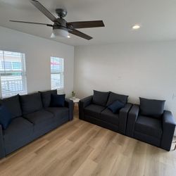 🛋️ Premium Modern 3-Piece Sofa Set – Like New (Designer Look, Immaculate Condition)