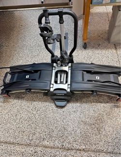 Thule EasyFold XT 2-bike hitch