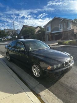 2003 BMW 525i
