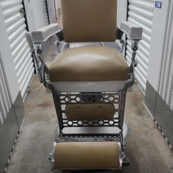 Barber Chair 