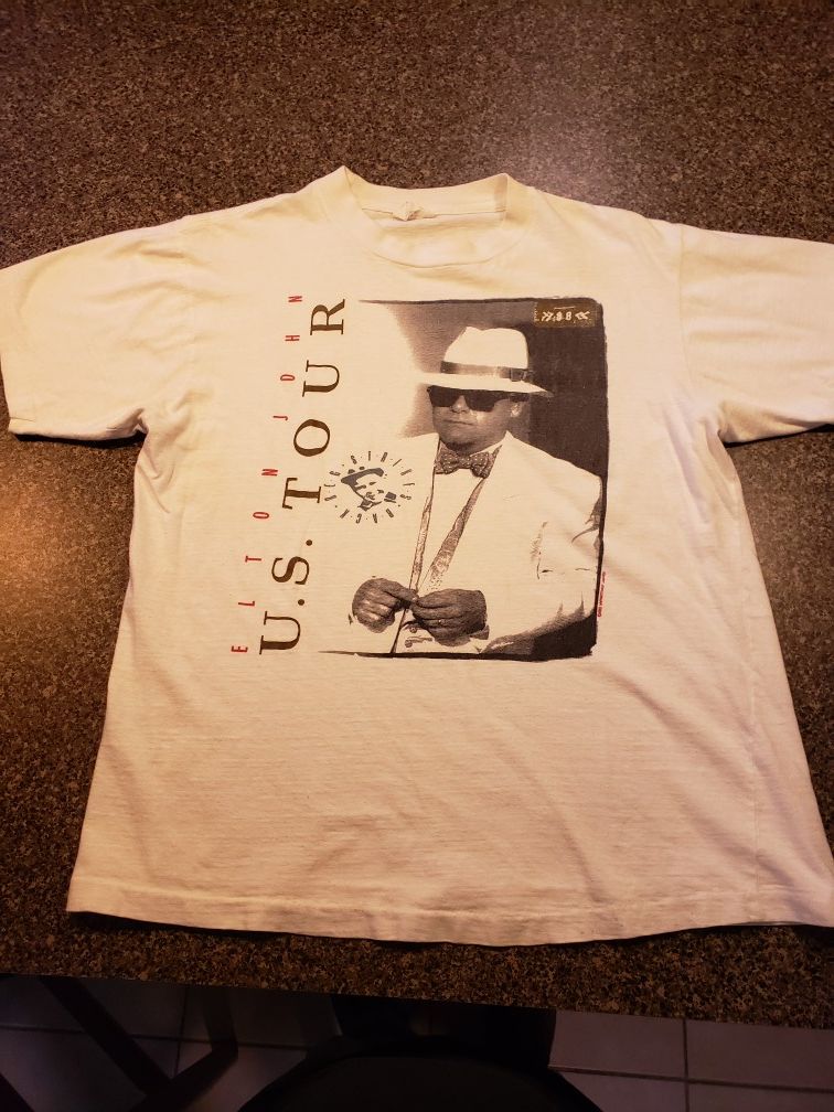 ELTON JOHN VINTAGE CONCERT TOUR SHIRT 1988
