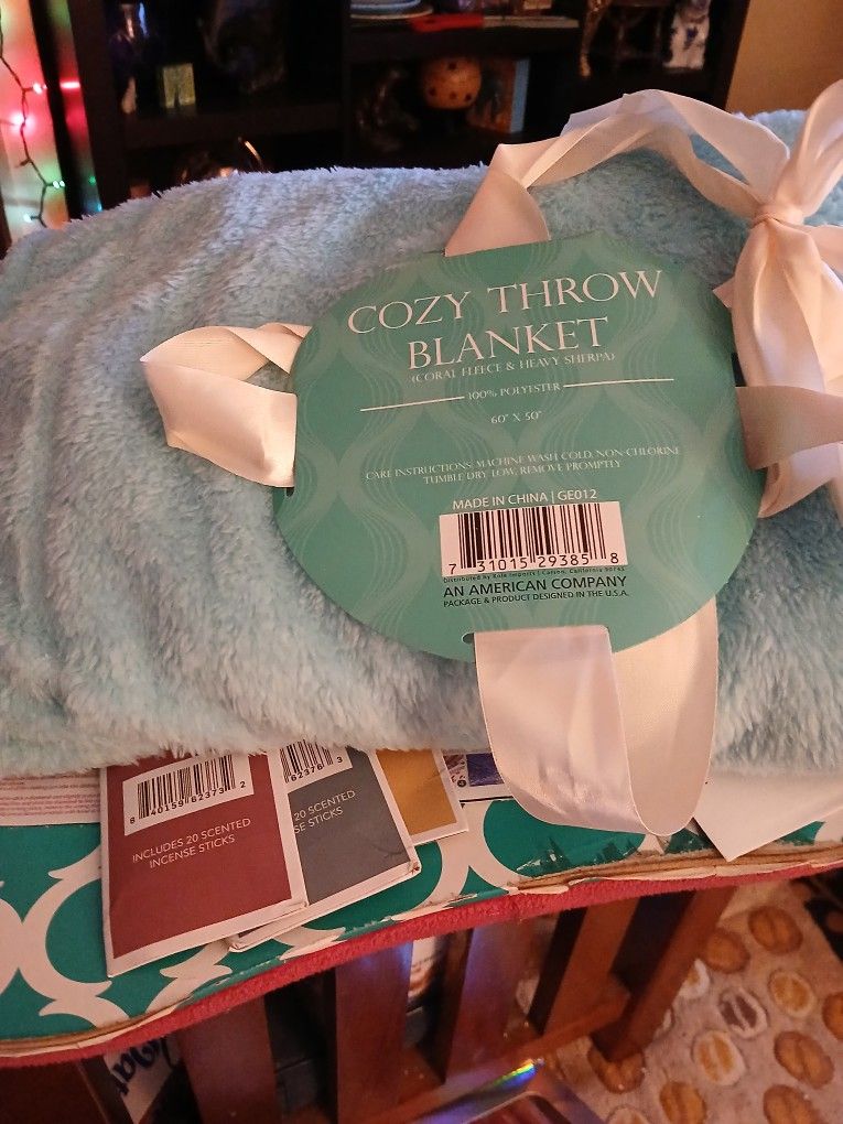 Very Soft Lap Blanket 20.00