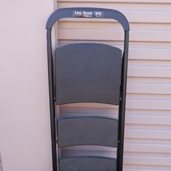 3 Step Easy Reach Ladder 8-9ft Reach 