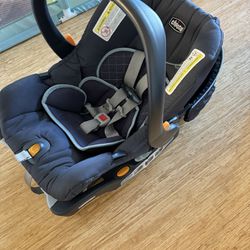 Chicco (Rear Facing) Infant Car seat and two bases for each vehicle. Model (Keyfit 30) 