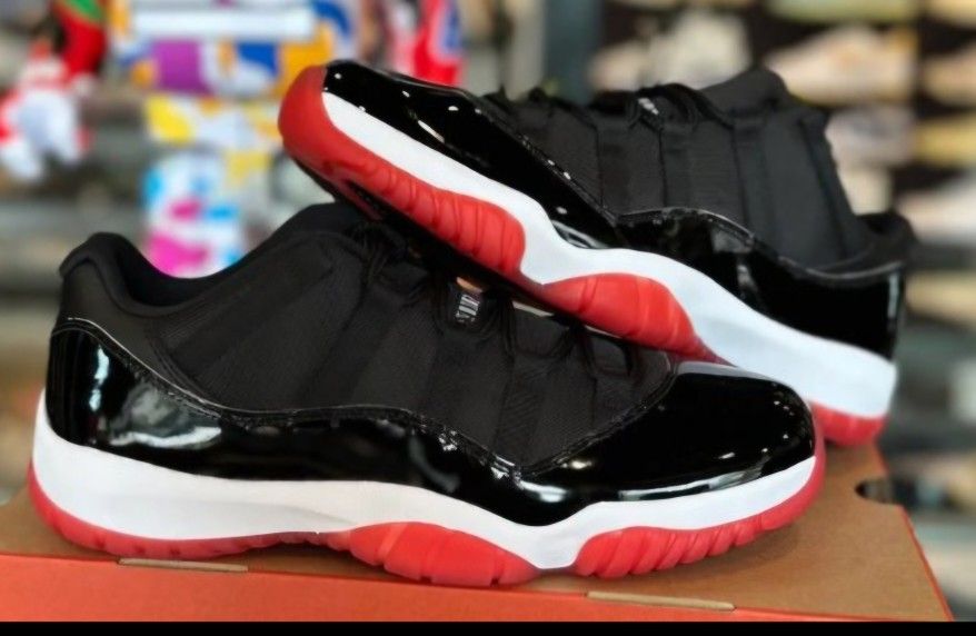 Jordan 11 Size 10.5 Bred XI Nike Air Retro Mens