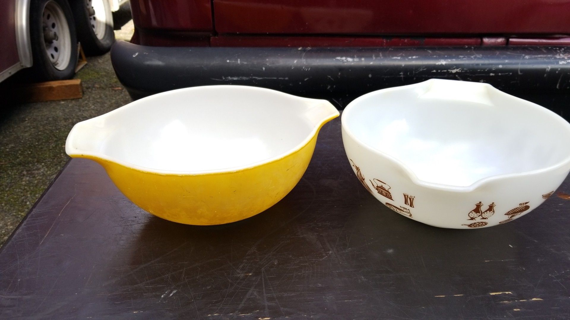 2 Pyrex Bowls For $5