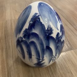 Vintage Porcelain Blue and White Mann Egg