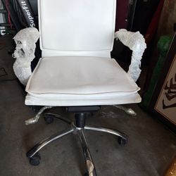 Furnberg White Office Chair