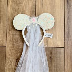 Disney Parks Bride ears white sequin and white veil
