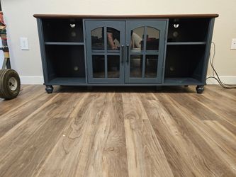 Entertainment stand