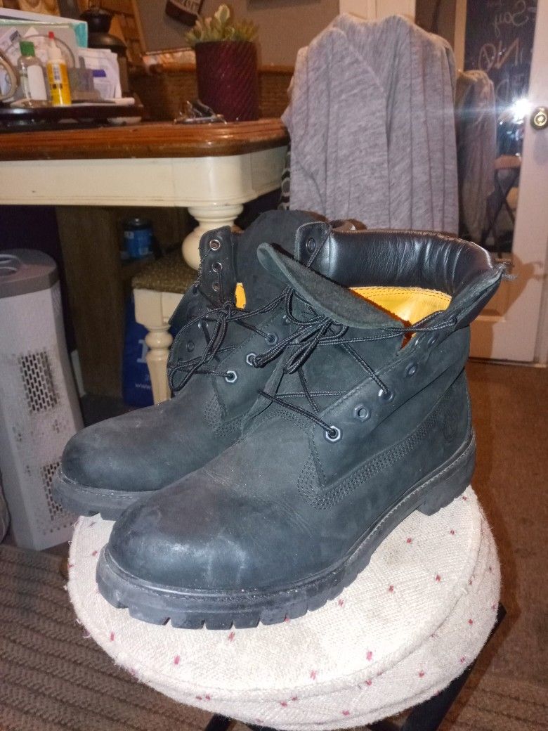 Mens Size 9.5 Timberland Boots