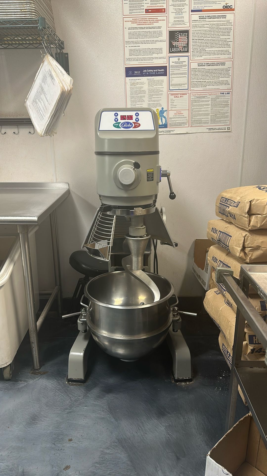 Mixer Globe Model No. SP40