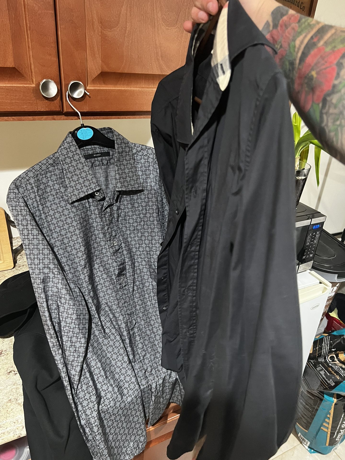 Gucci Button Up Shirts for Sale in Passaic, NJ - OfferUp