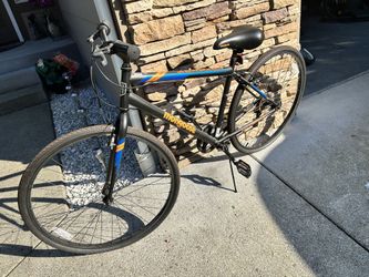Mongoose bike in new condition