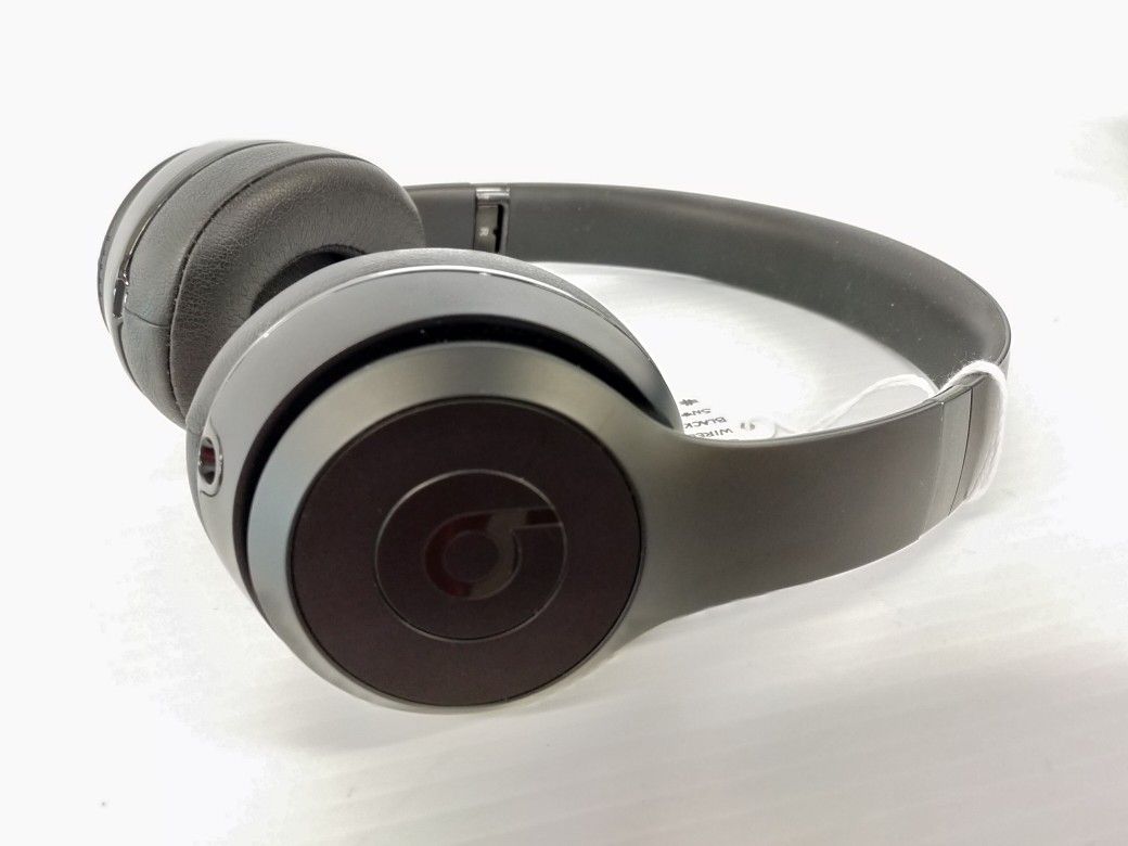 Beats A1796 Solo3 Wireless Headphones with Cord