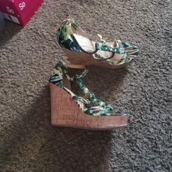 Size 8 Wedges