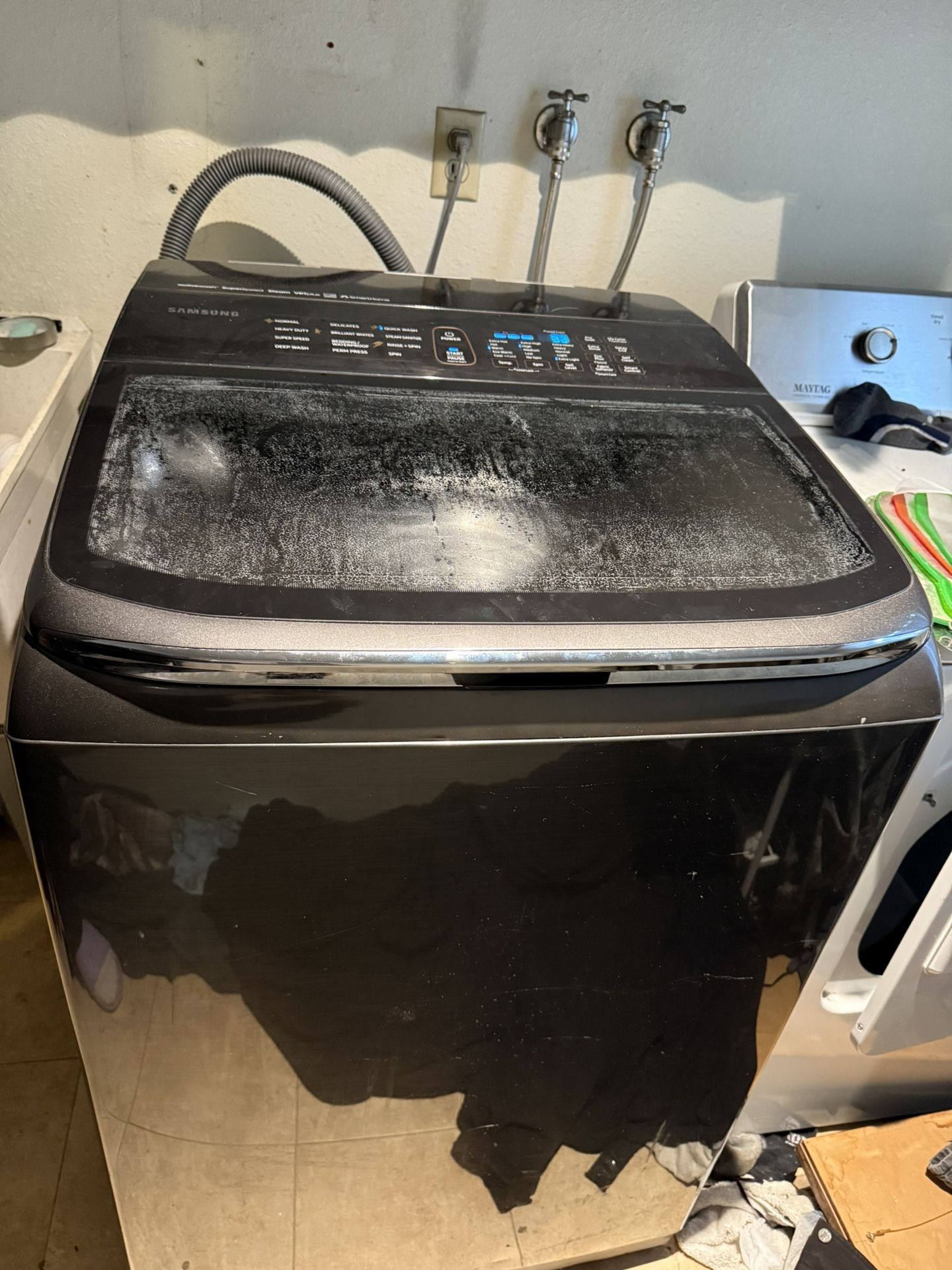Samsung 5.4 cu. ft. Top Loading Washer