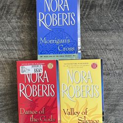 Nora Roberts' The Circle Trilogy (Complete Trilogy)