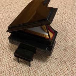 Musical Piano