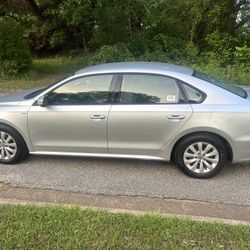 2014 Volkswagen Passat