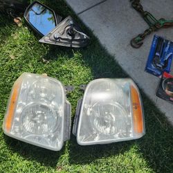 2012 GMC YUKON XL headlights