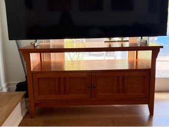 Tv console