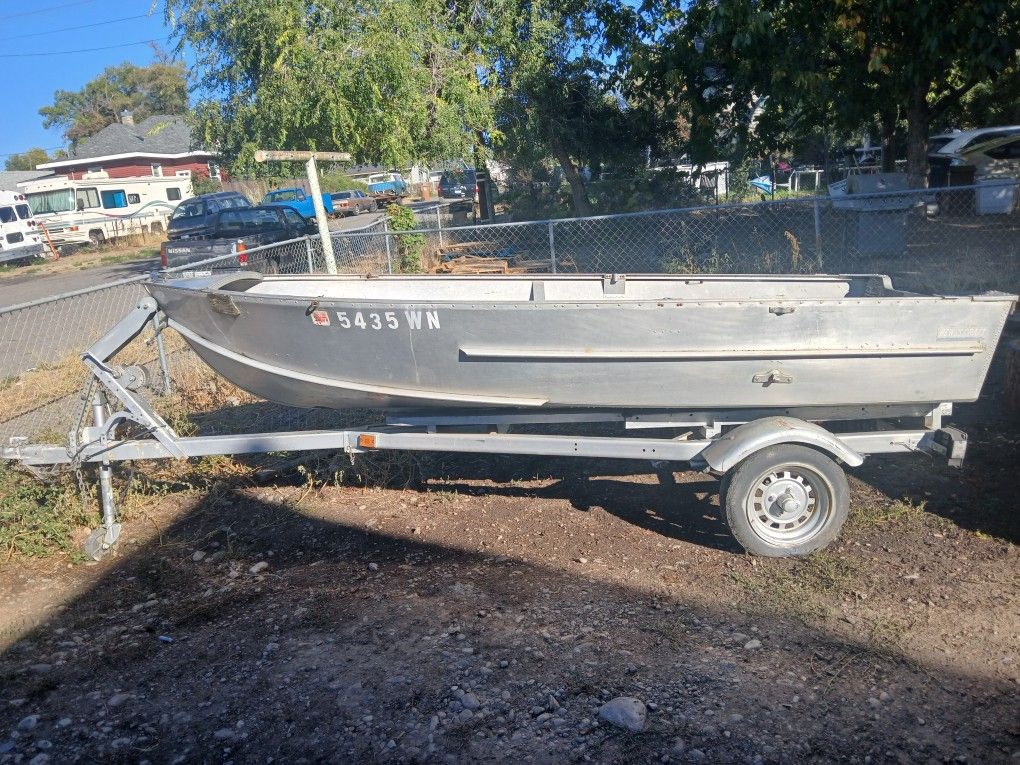 Hewes Craft Aluminum Boat 
