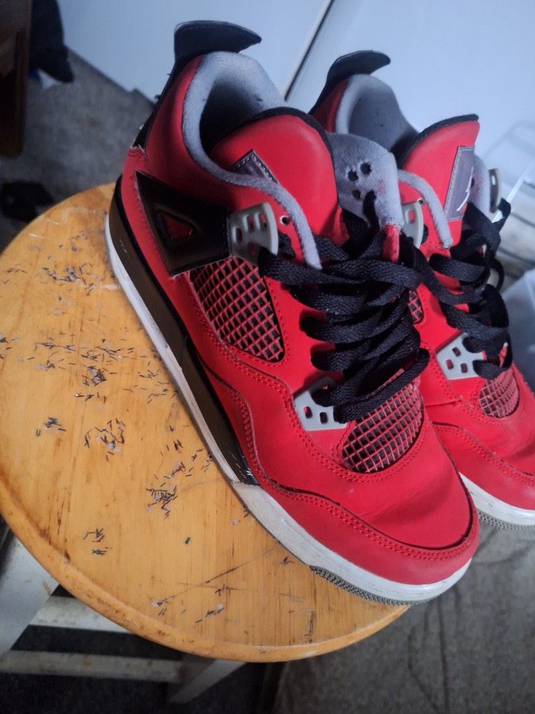 Toro 4s Retro Jordans