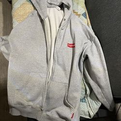Supreme sweater