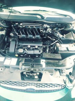 Ford taurus 2000