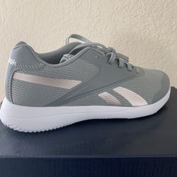 New Women’s Reebok 