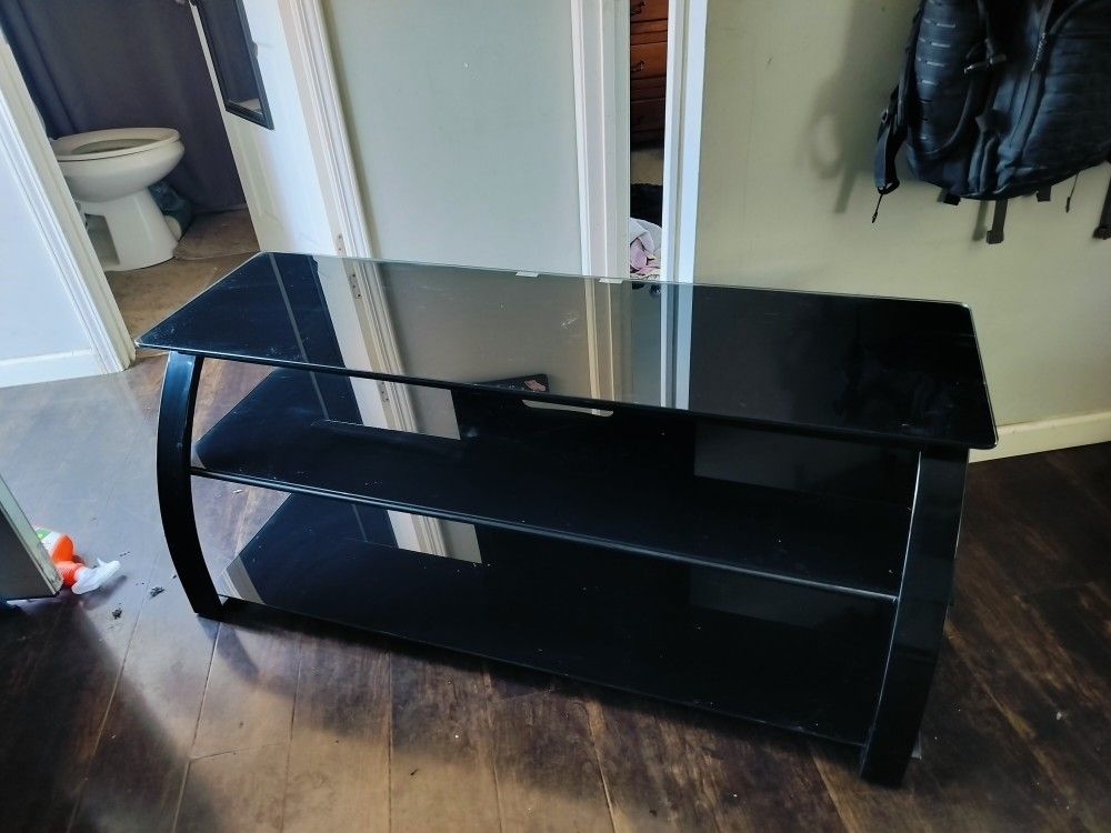 Entertainment Table