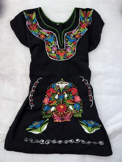 Girls Mexican Dress Size M