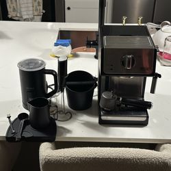 DeLonghi Espresso Machine - $80 OBO