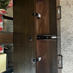 Entertainment Table With Tv Mount