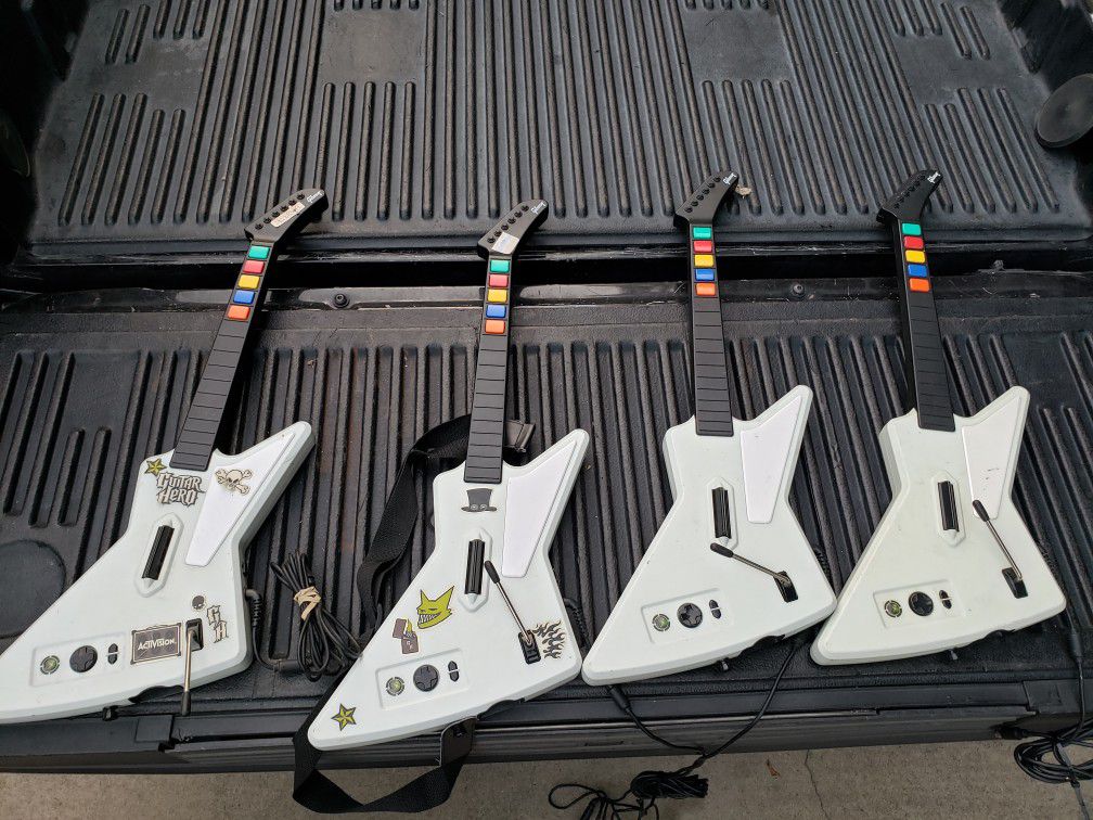 Xbox 360 Hero guitars set of 4
