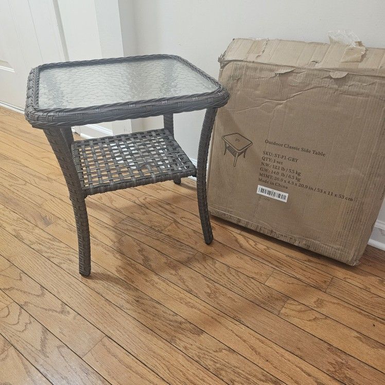 RUSTIC VERANDA OUTDOOR WICKER SIDE TABLE, BROWN