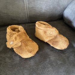 Brown Toddler Uggs Size 4/5