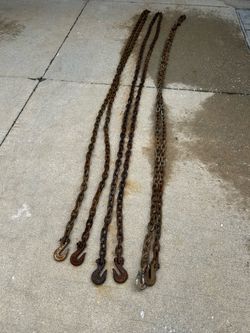 CHAINS / STRAPS