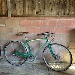Shinola Bixby Bicycle - Cruiser style city bike - Great condition