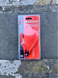 Crescent flush cutter