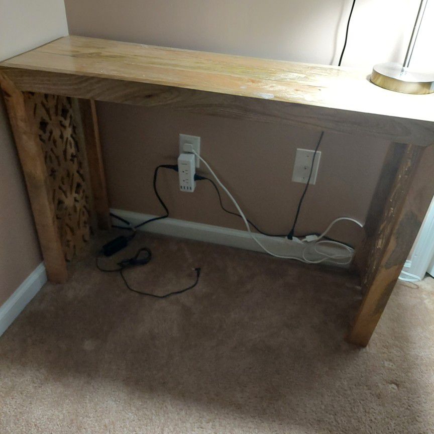 Nice Wood Desk Good For Small Area