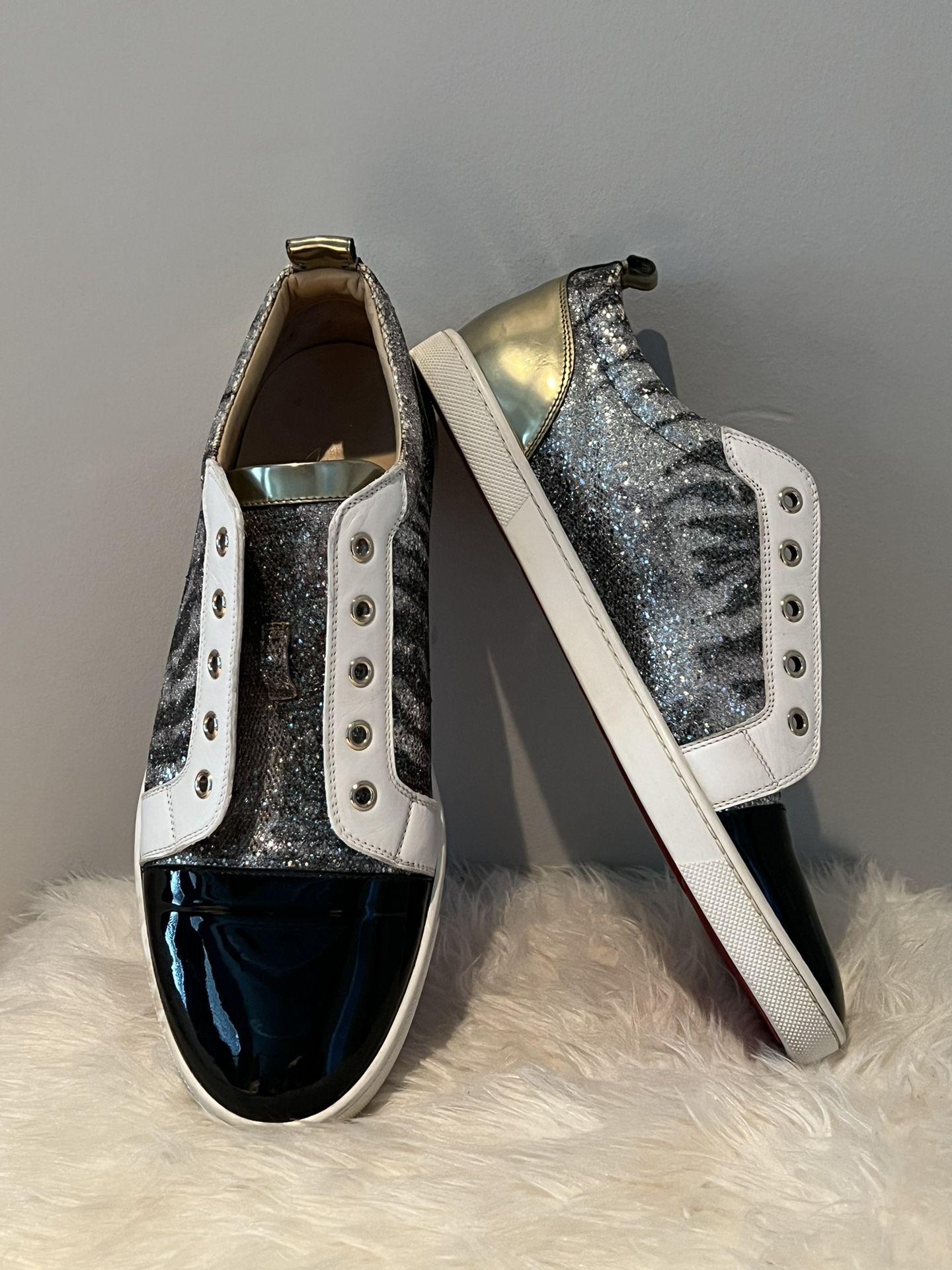 Used Christian Louboutin Sneakers, Men size 9, EU size 42  display picture 3