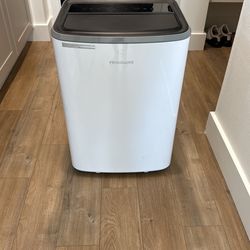 Frigidaire AC Unit