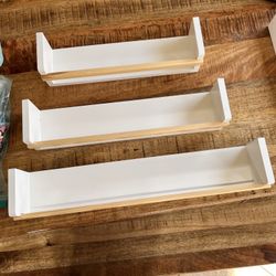 Floating Bookshelves 